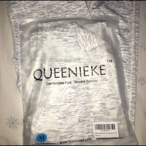 White with grey lines leggings